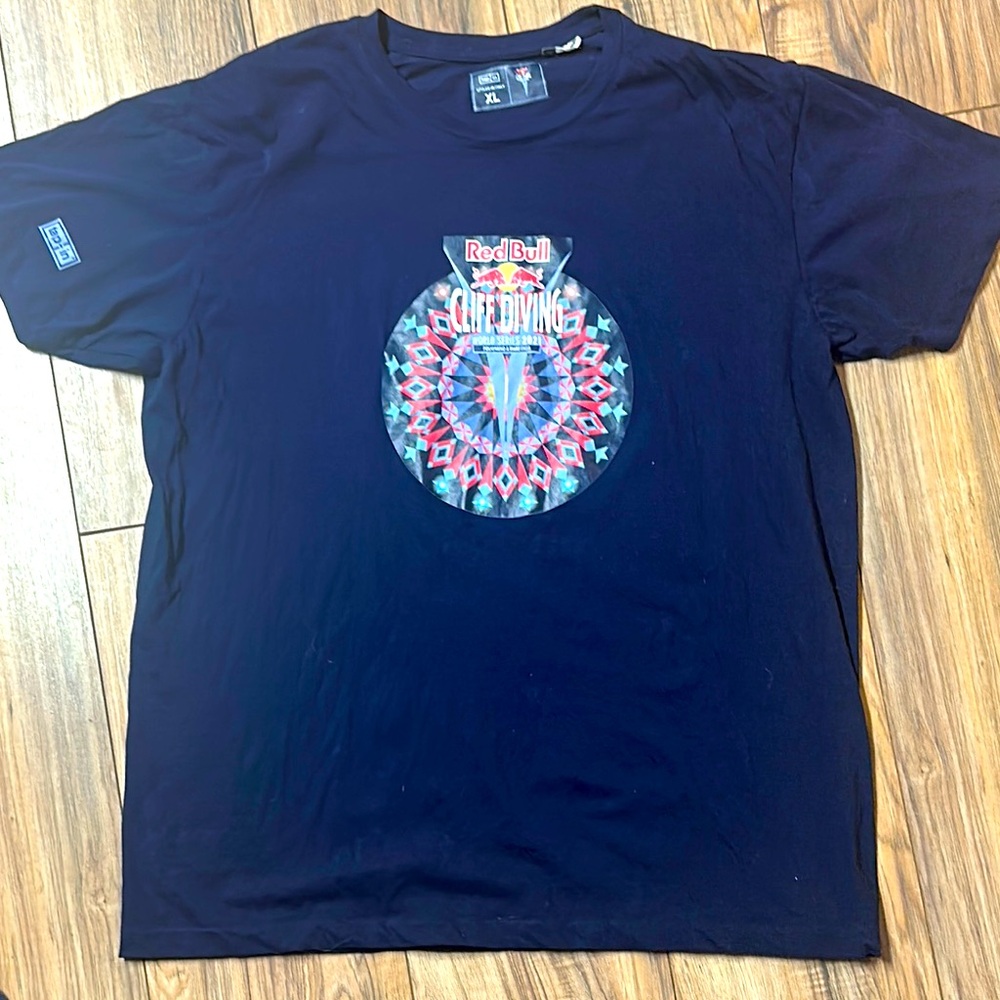 Men’s Navy Blue RedBull Cliff Diving World Series 2021 in Italy. Size XL.